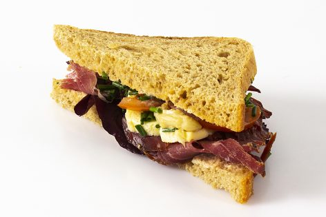 Udsøgte sandwichboller og trekantsandwich fra Slagter Maltesen.